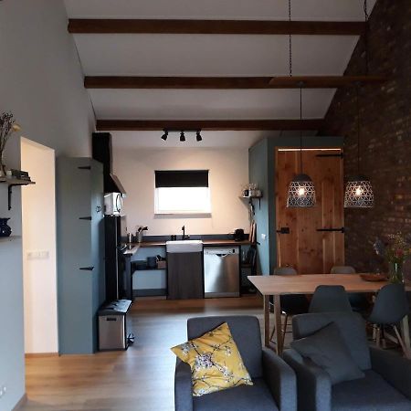 In De 7E Hemel Apartment Grashoek Bagian luar foto